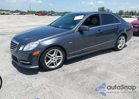 2012 Mercedes-Benz E 350 из США, поврежденный, VIN WDDHF5KB3CA545126